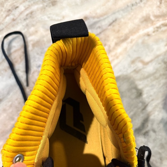 Men’s ADIDAS Dame 5 "Core Black Shock Pink"- Size 17 - Picture 12 of 14